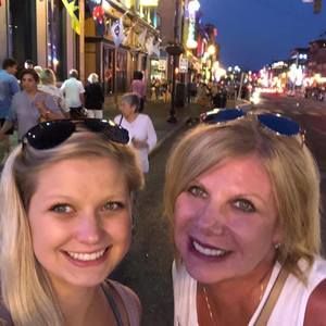 Meet your Posher, Lori